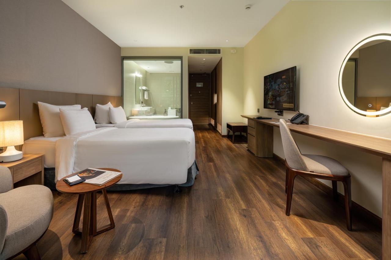 Flamingo Premium Lan Ha Bay Resort Hai Phong Exterior foto