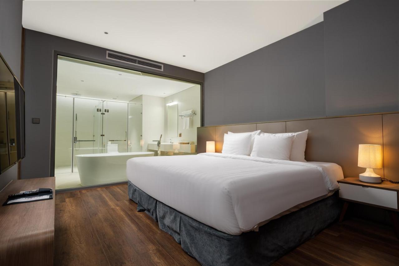 Flamingo Premium Lan Ha Bay Resort Hai Phong Exterior foto
